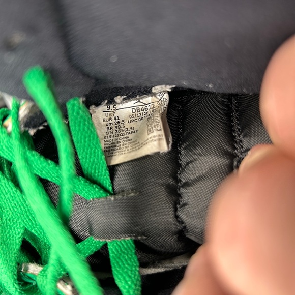 Nike Air Jordan 1 Retro High OG WMNS “Lucky Green” 2023 - Picture 7 of 10